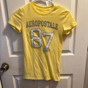 Aeropostale Yellow Short Sleeve Graphic Tee
